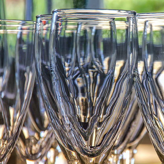 Quanti bicchieri con una bottiglia?!