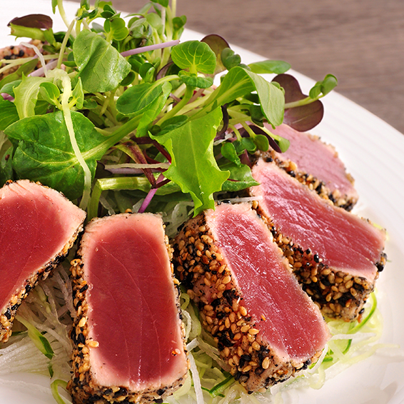 Tonno al sesamo, semplice, gustoso, sano e leggero! Welcome Summer!